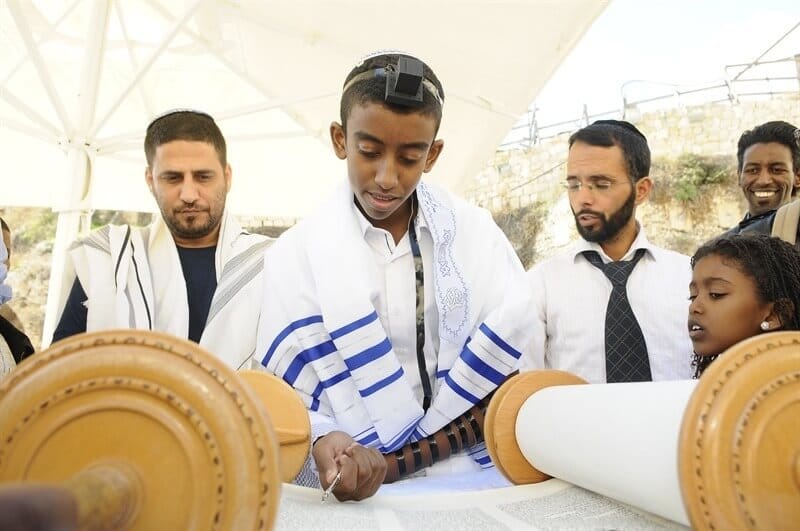 קריאה לתורה בכותל