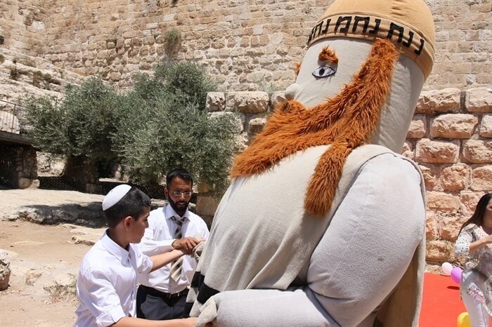 מתופפים בכותל