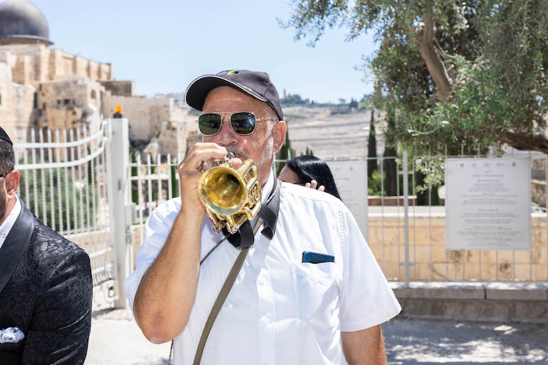 נגן בר מצווה בכותל